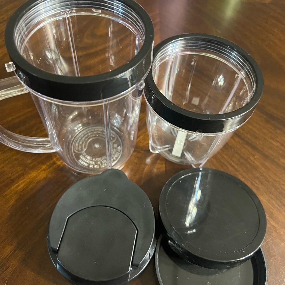 Black and Clear Kitchen Blender Cups